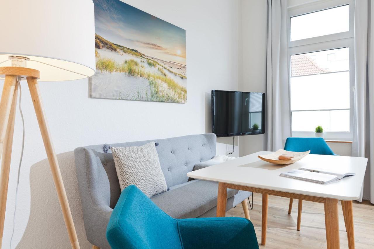 Haus Menno Janssen - Ferienwohnung Bella Norderney Exterior foto