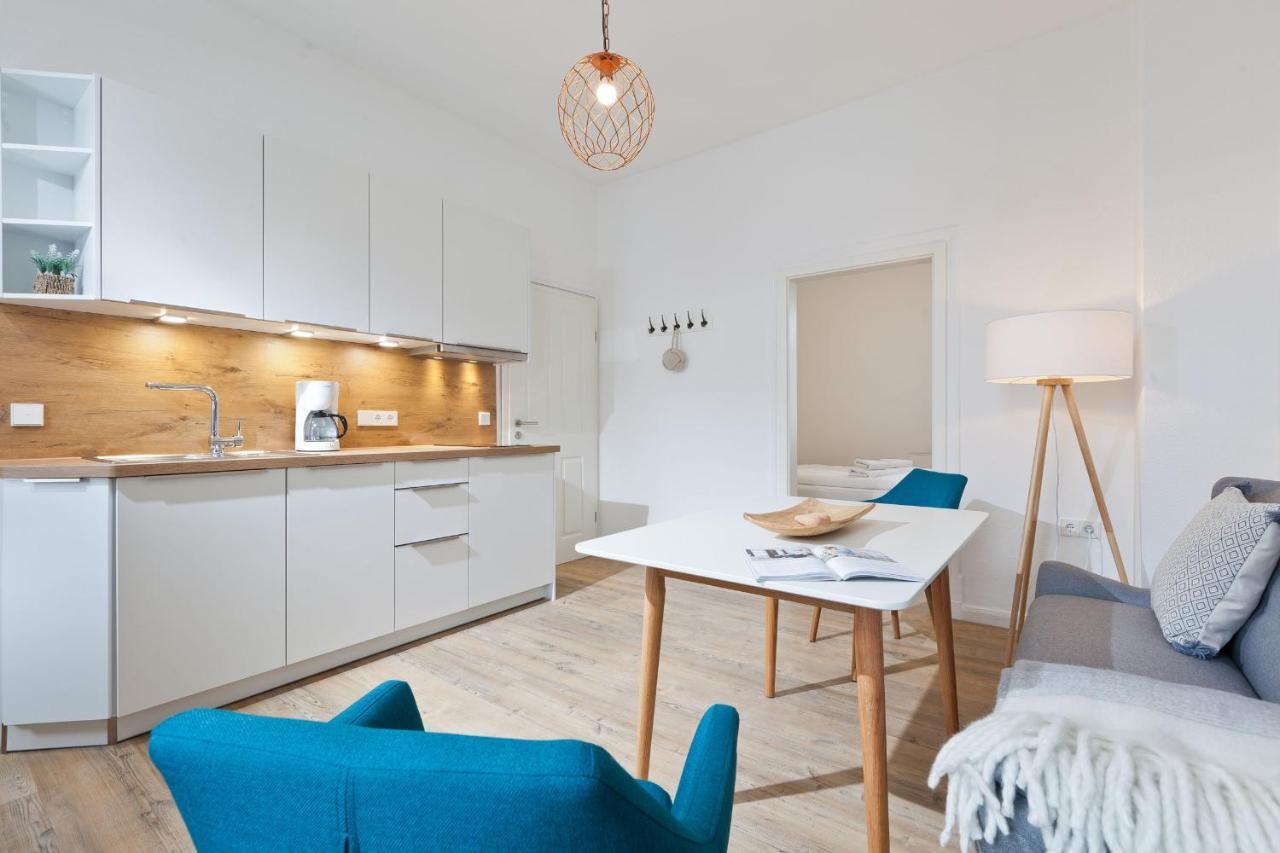 Haus Menno Janssen - Ferienwohnung Bella Norderney Exterior foto